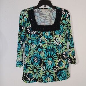 Top with sequence neckline.  NOT sure if size